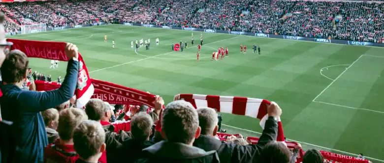 応援にも使用される部活タオルのイメージ